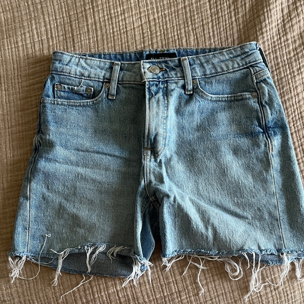 Casual Light Blue Frayed Hem Jean Shorts